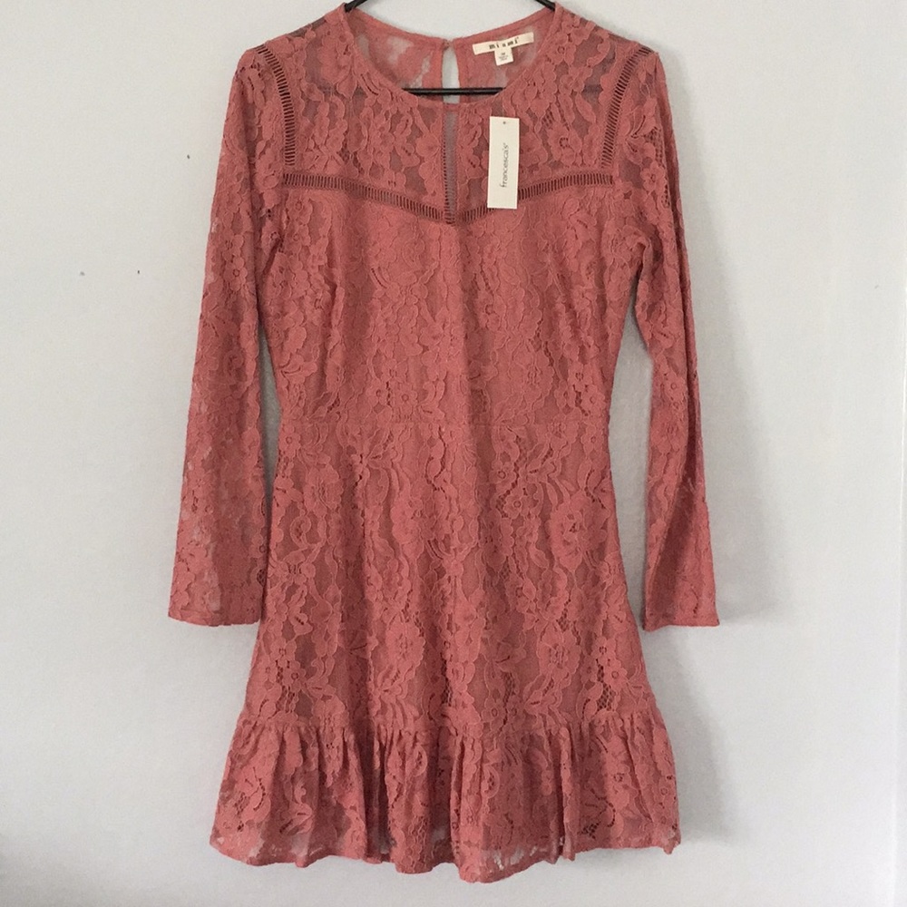 Dress: long sleeve, lace